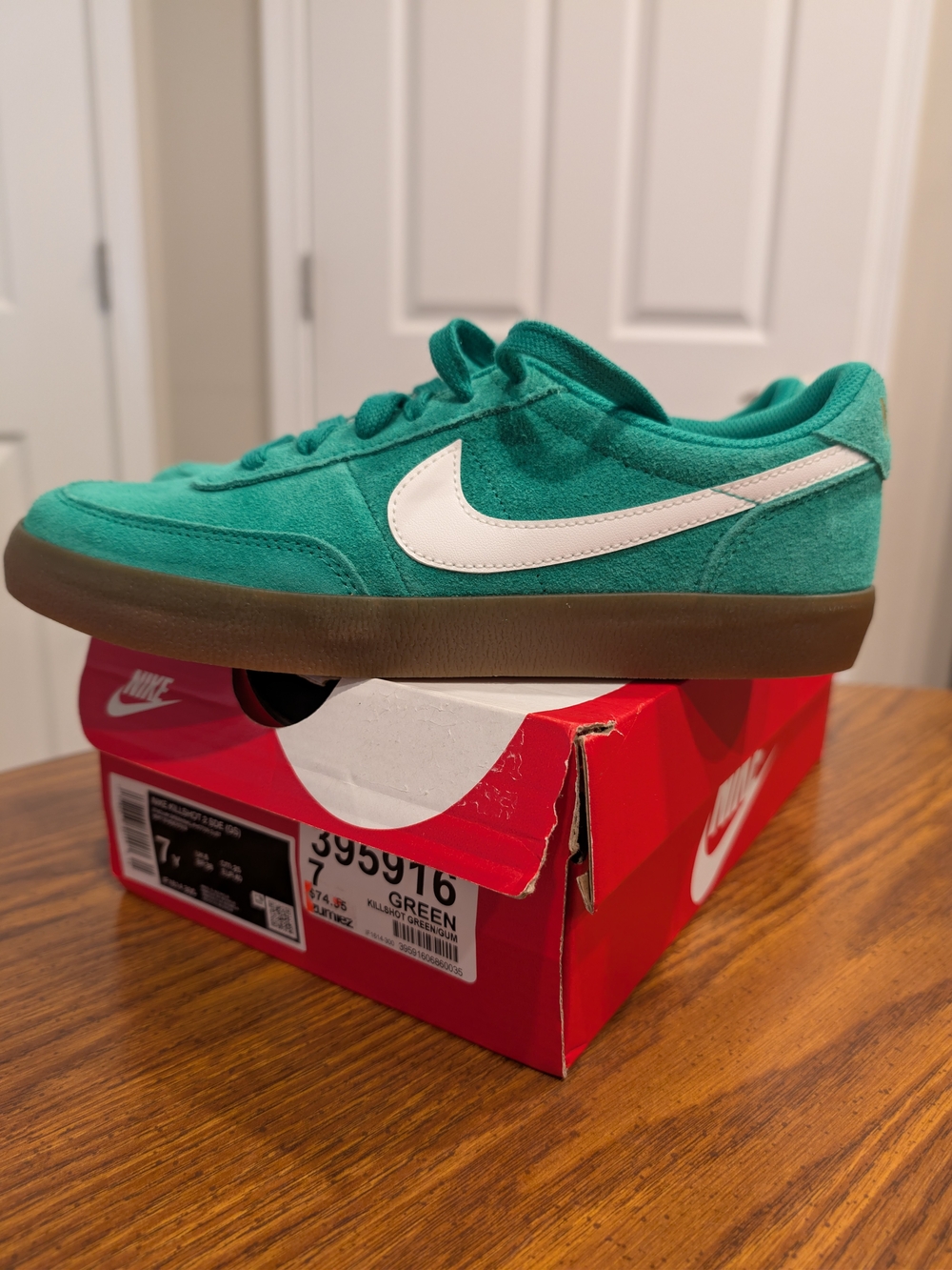Nike Killshot 2 Green Suede Skate Shoes with White Swoosh! Size 7y Or 8.5 Women